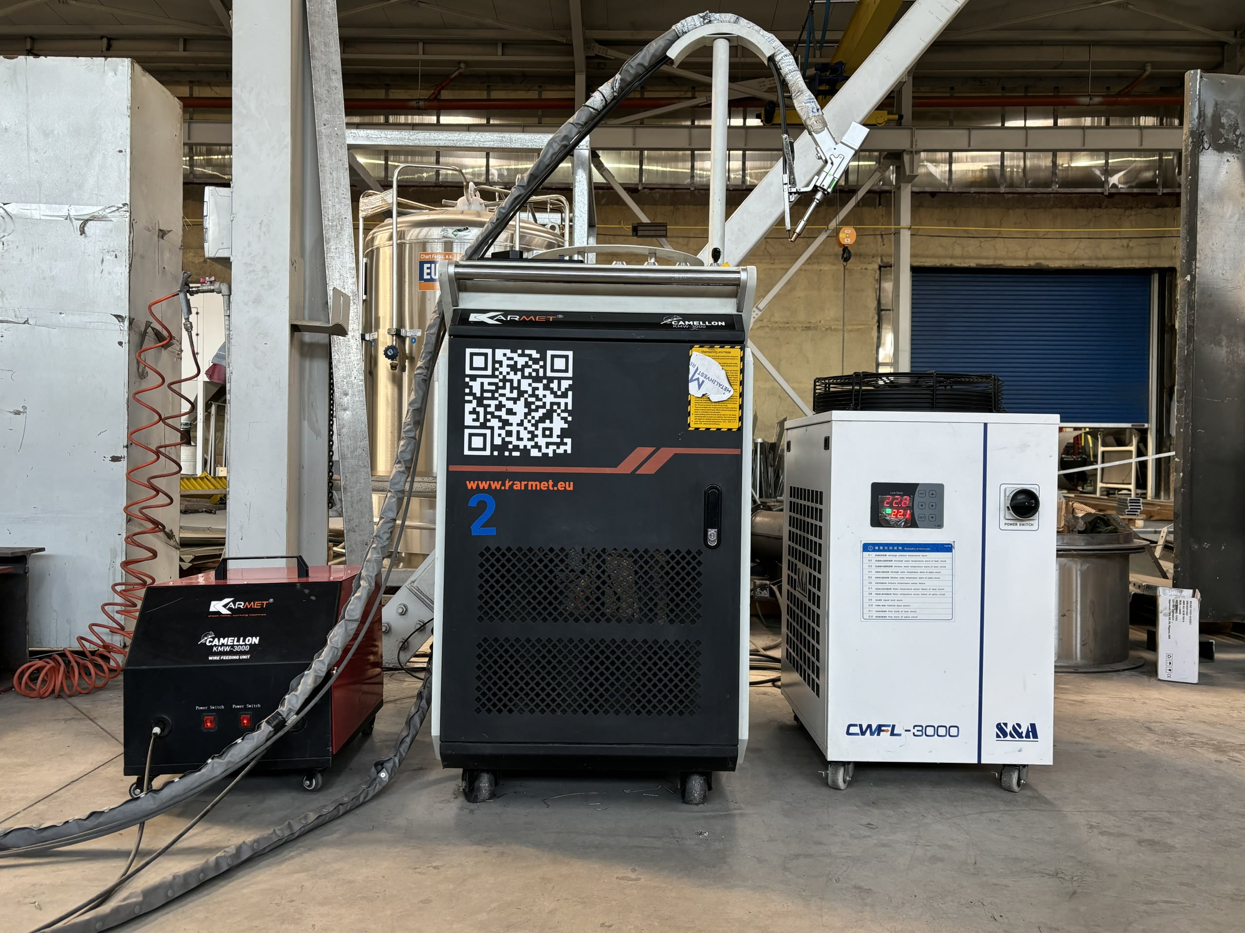 7 pcs. Laser welding machine 3 kW power source