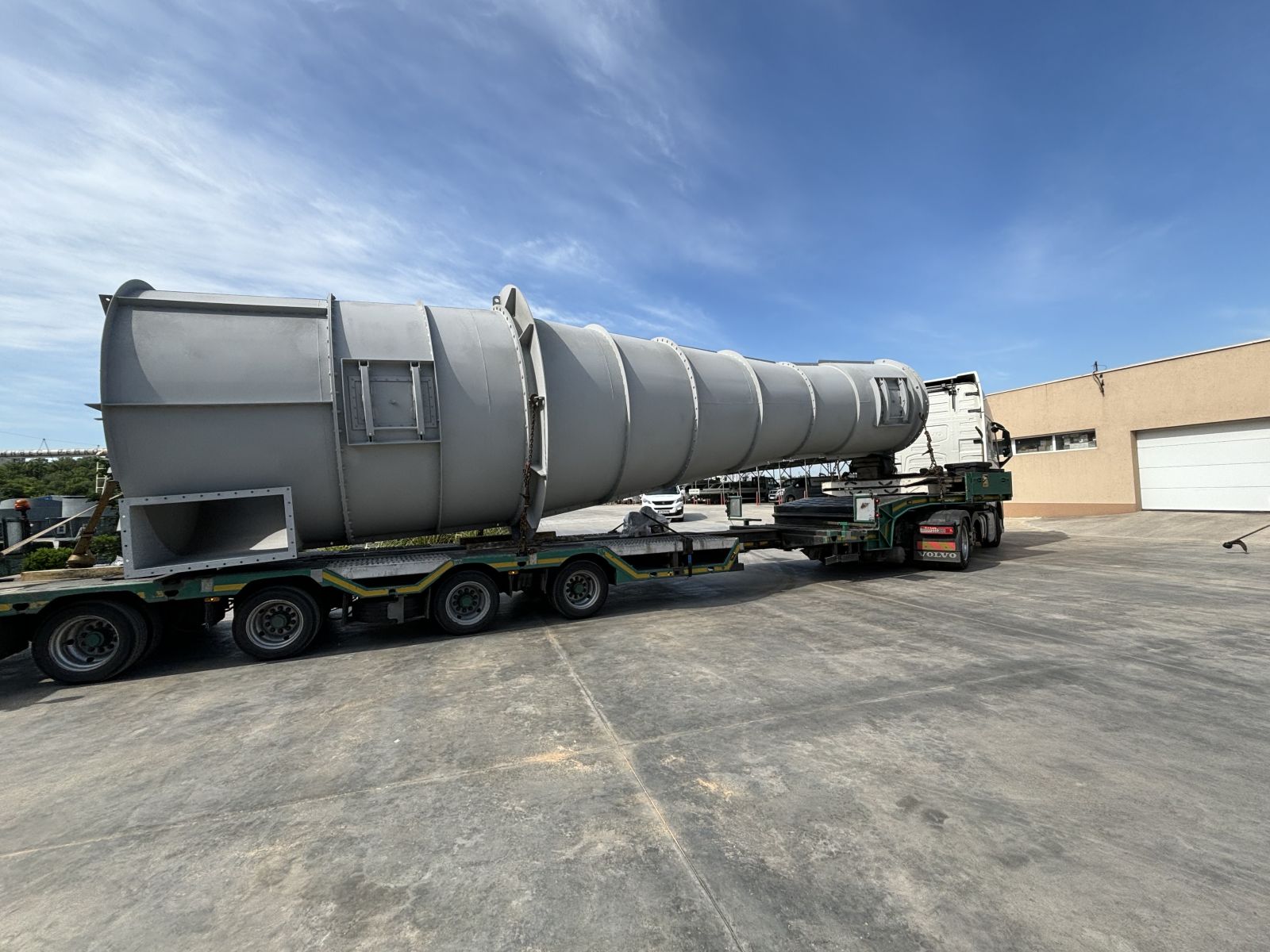 Silos, Hoppers, Cyclones