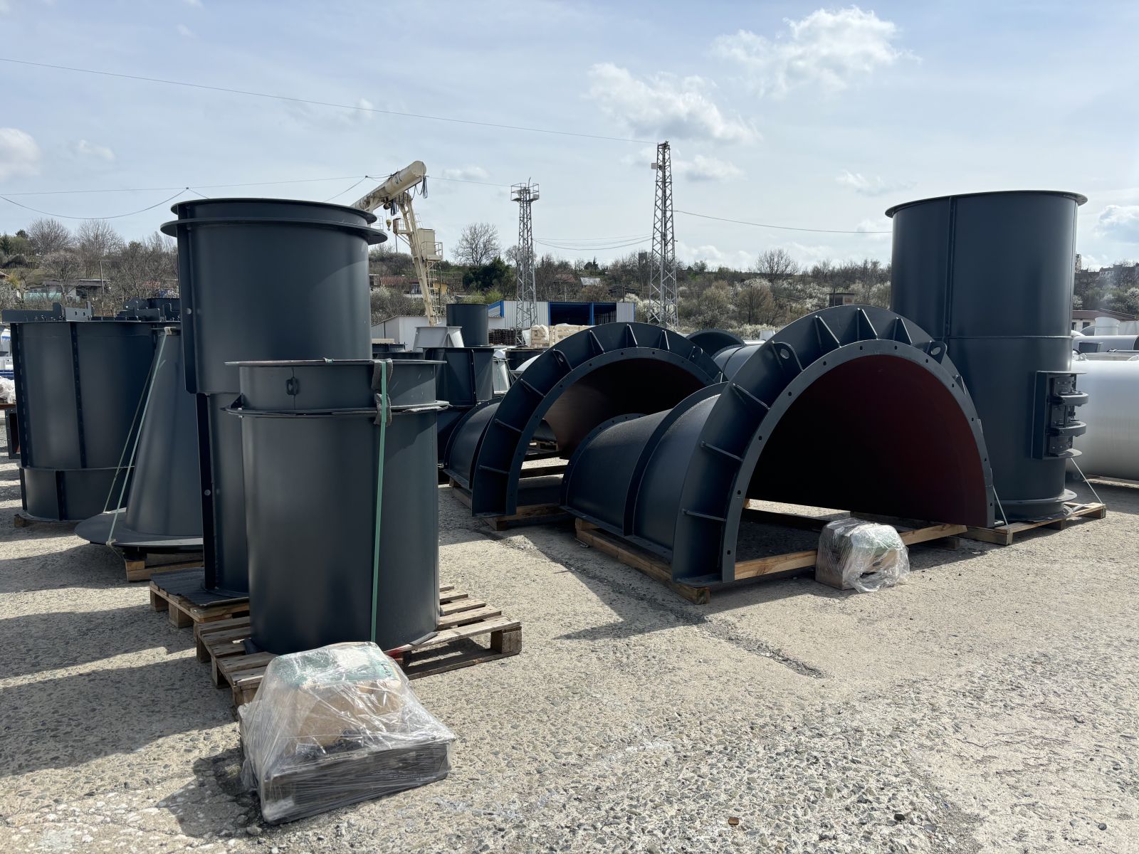 Silos, Hoppers, Cyclones